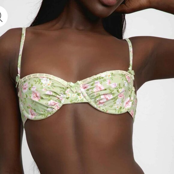 BLACKBOUGH SWIM Georgia Ruched Underwired Bikini Top in Nantucket Cottage Floral - Picture 1 of 14